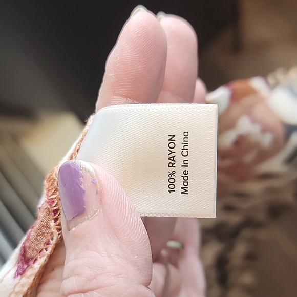 Evereve Tunic, fall colors sz large - Picture 4 of 5